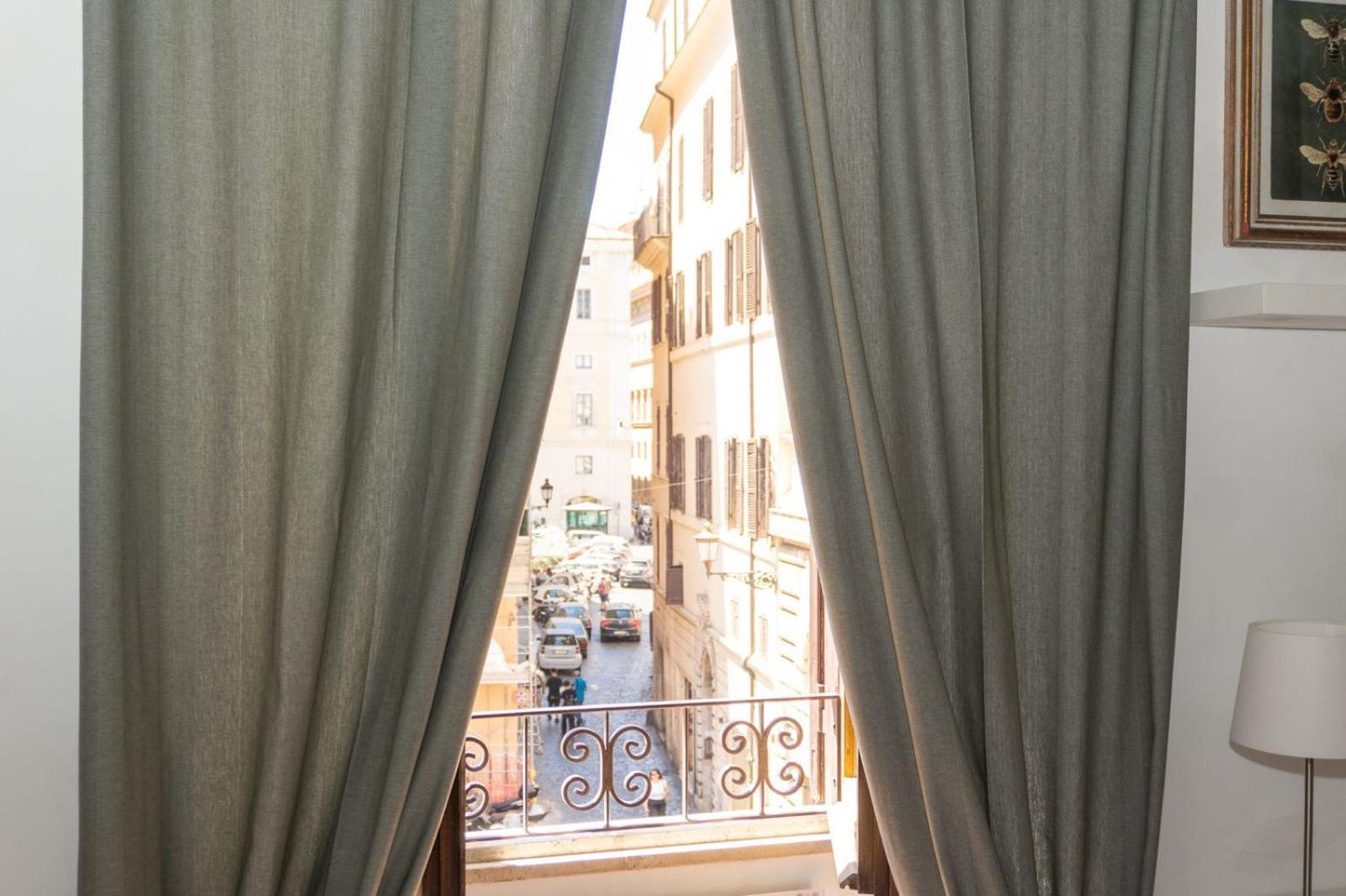 Apartment Antuela Pantheon Rome